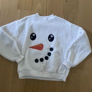 Bluenotes fuzzy white crewneck sweater with snowman